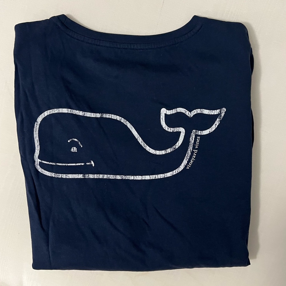 Women’s Vineyard Vine Shirt - Picture 3 of 3